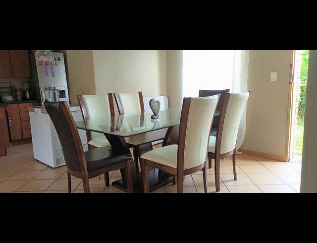 3 BEDROOM TOWNHOUSE RENTED IN ANDEON